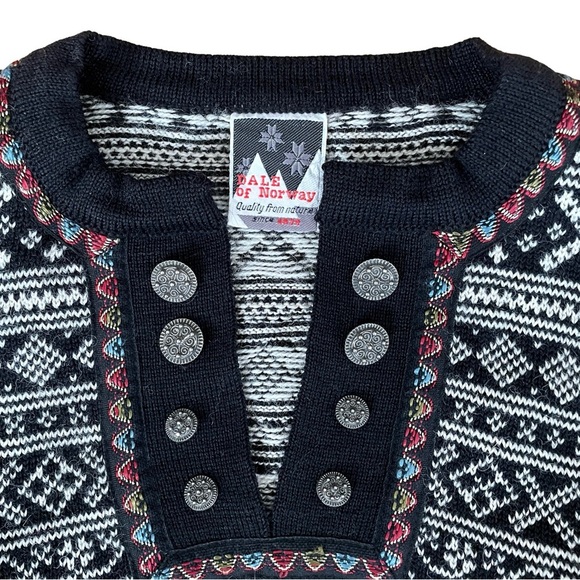 Dale of Norway Pure New Wool Nordic Sweater, Button Placket, Size Small - Picture 8 of 9